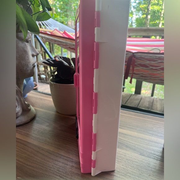 Vintage 90s Pink/Magenta Caboodles Makeup Case Model # 5622 Mirror Tierd likened - Picture 7 of 8